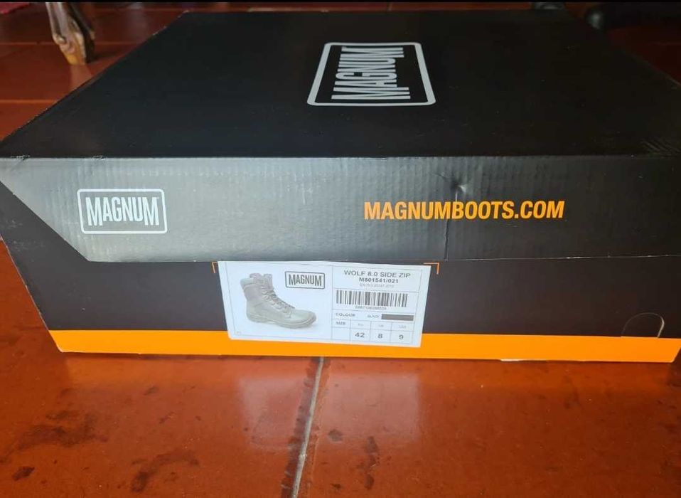 Botas Magnum Wolf 8.0 Side Zip