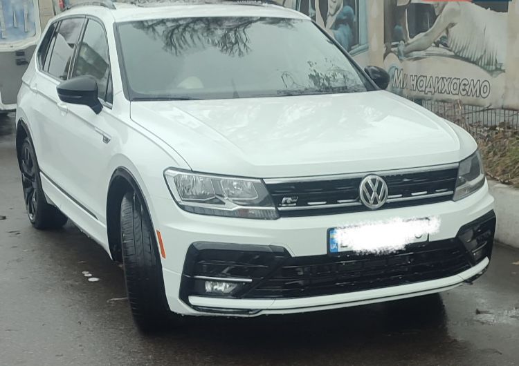 Бампер R line‼️ОРИГІНАЛ ‼️VW Tiguan Allspace USA 17-20