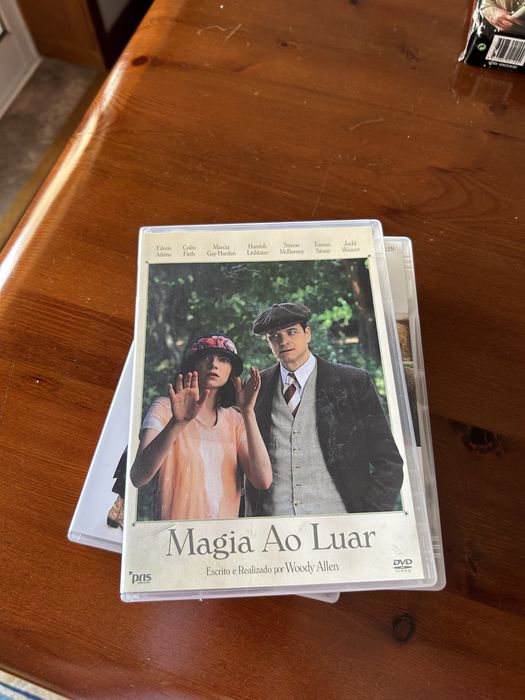 Woody Allen! Três DVDs, uns a interpretar e outro, que realizou e escreveu.