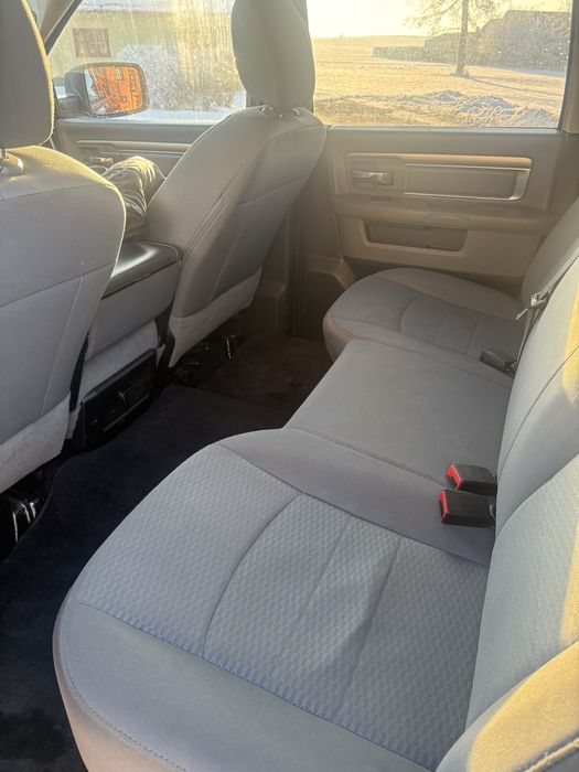 Doge Ram 1500 Czarny