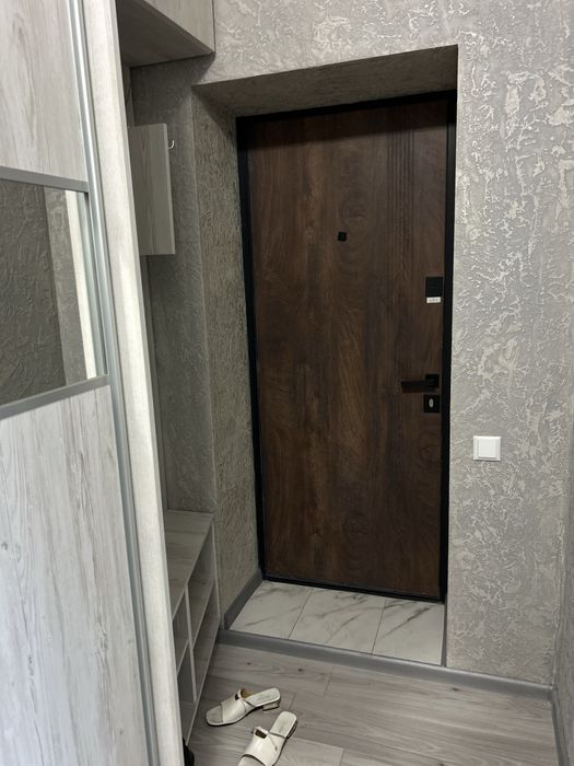 Продаж 2-х кім в центрі з сучасним ремонтом