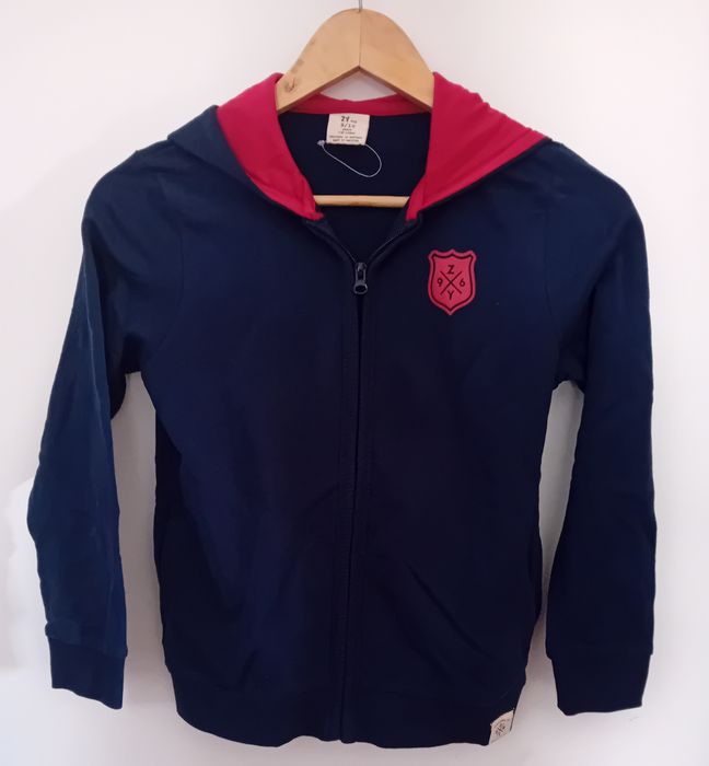 Casaco c/capuz novo Zippy