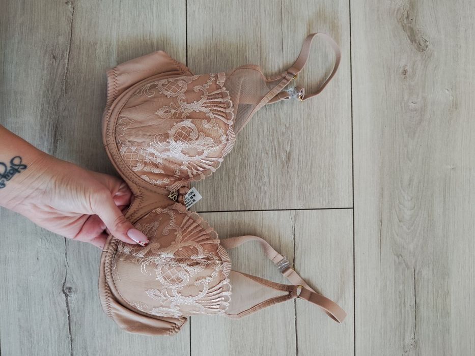 Beżowy haftowany stanik biustonosz miękki Samanta Lingerie