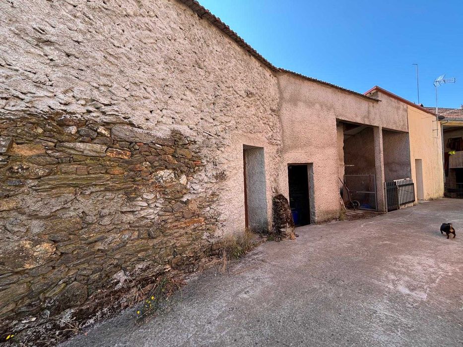 Moradia Rural T4 à Venda – Espinhoso, Vinhais (Bragança)