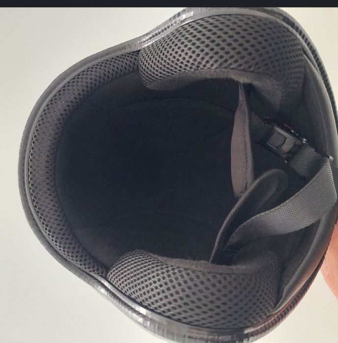 Capacete Aberto em Pele Preta