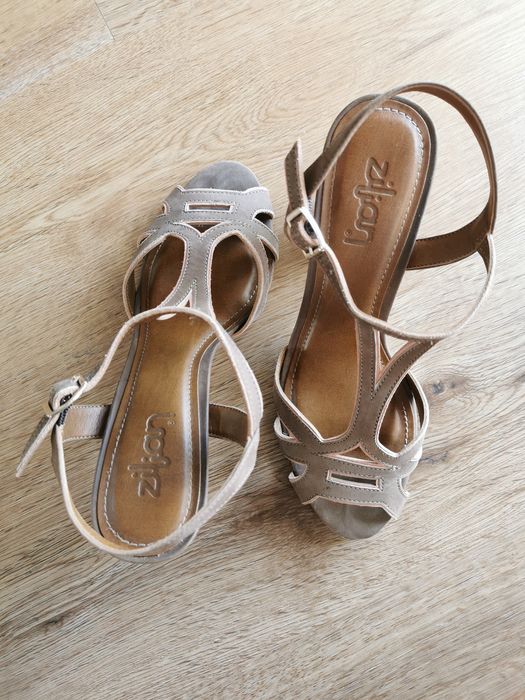 Sandálias Zilian