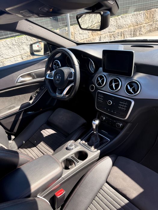 Mercedes-Benz CLA 180 CDI AMG LINE