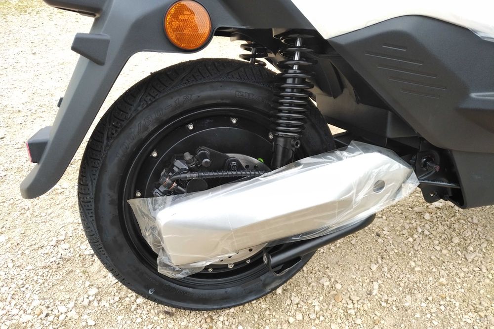 Luyuan MKK Pro Max 72V45Ah | 5200W | 150Km | 80Km/h | C/ Matrícula