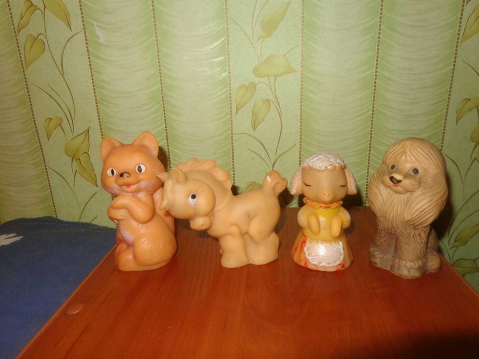 резиновые игрушки