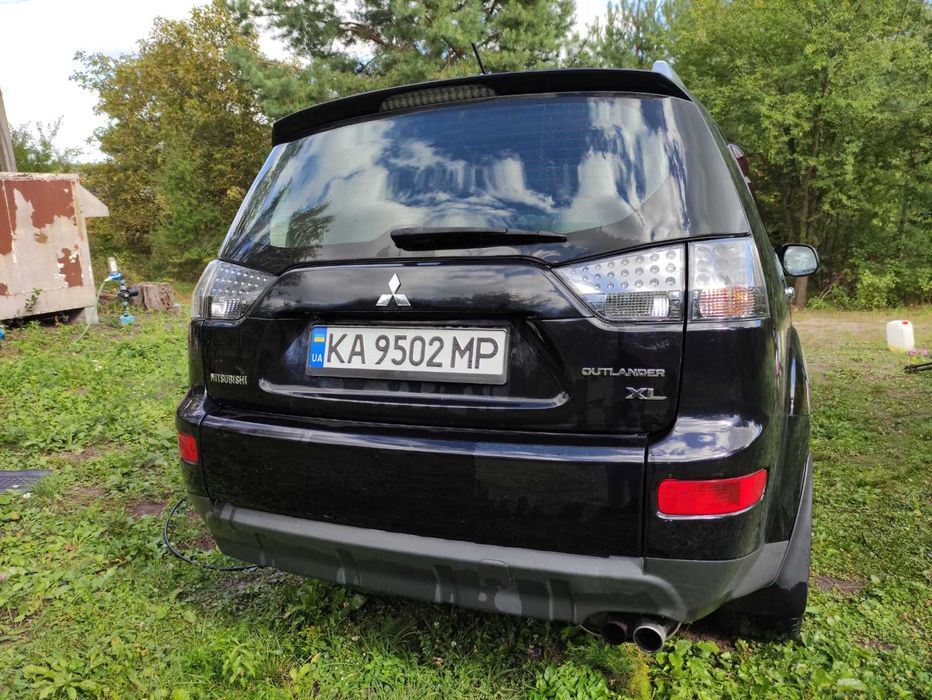 Продаж Mitsubishi Outlander XL