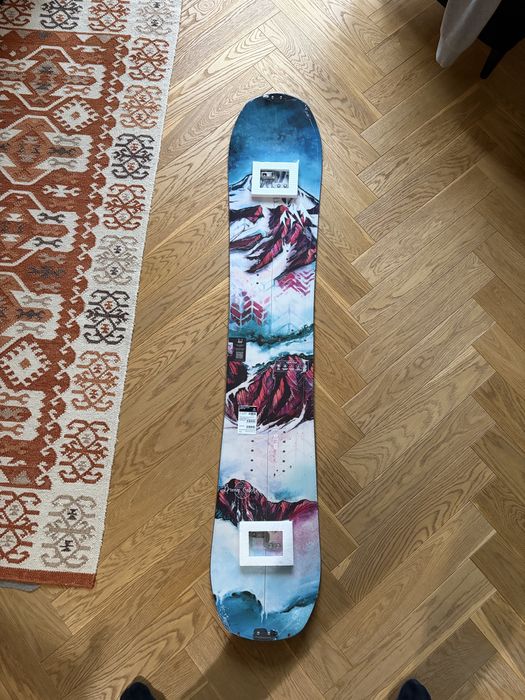 Deska Splitboardowa Jones Dream Catcher 154 cm – FABRYCZNIE NOWA