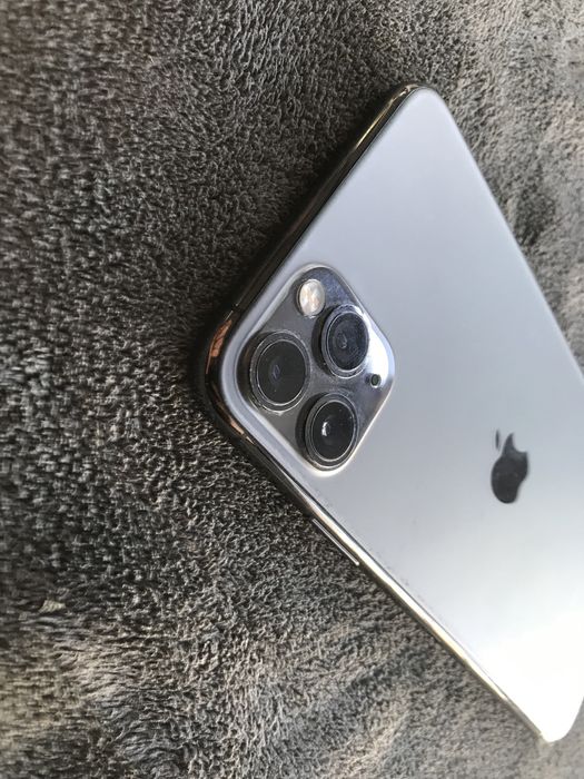 Iphone 11 Pro Max 64 GB Треснут Дісплей