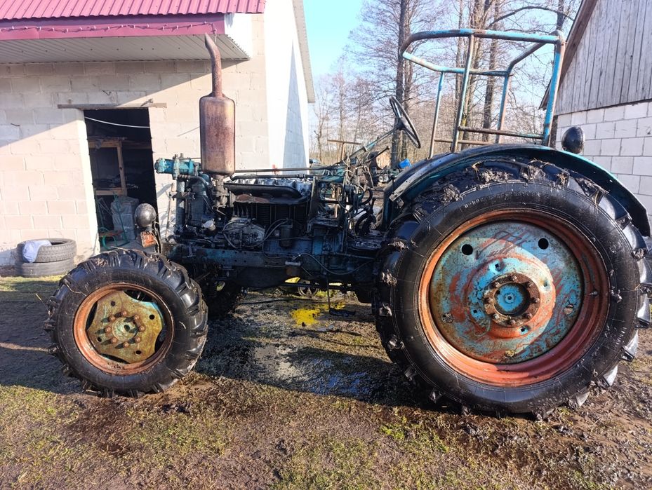 Продам двигун Т-40.