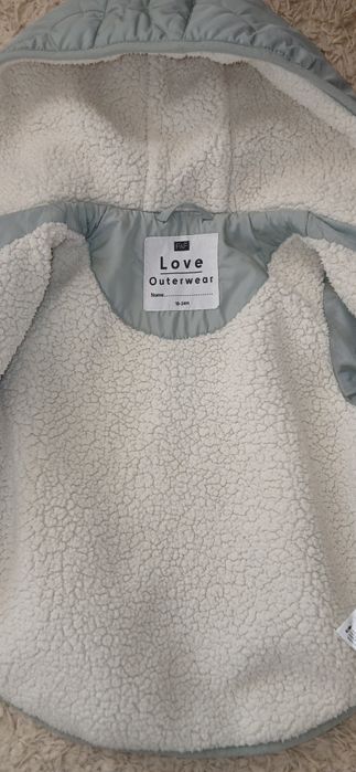 Стьобана курточка на дівчинку