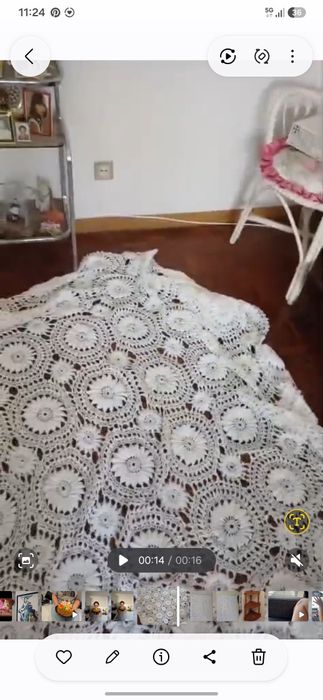 Colcha em renda feita á mão