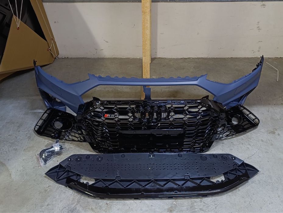 Бампер на RS4 2020