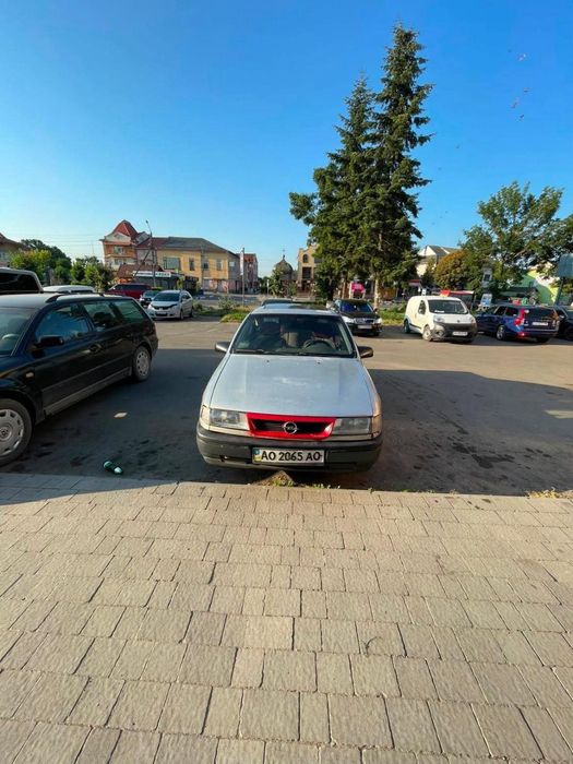 Продам Опель вектра А 350