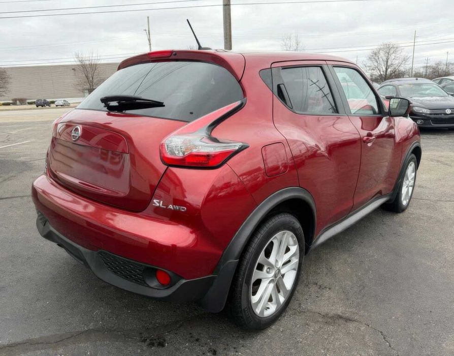 Nissan Juke SL      2015