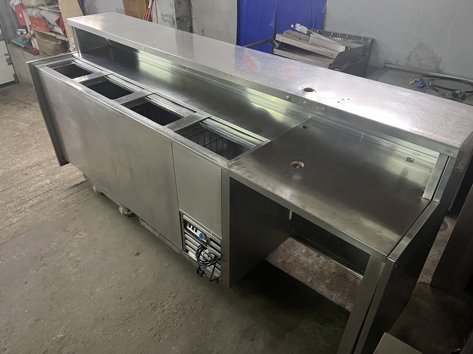 Balcão de atendimento botelheiro com refrigeração