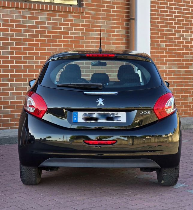 Peugeot 208 — fotografia 4