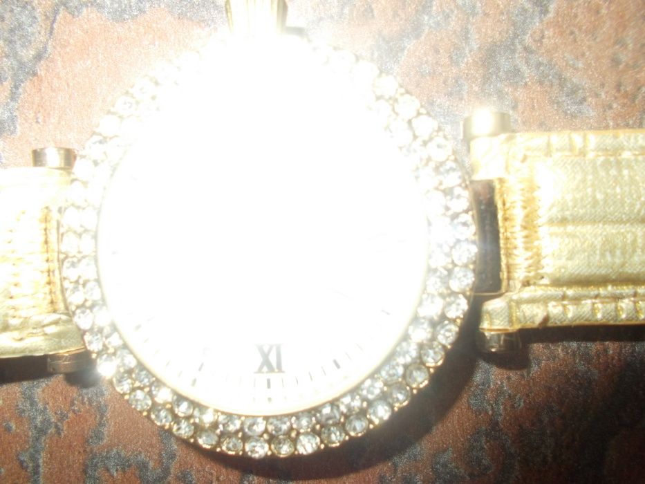 Наручные часы от Орифлейм