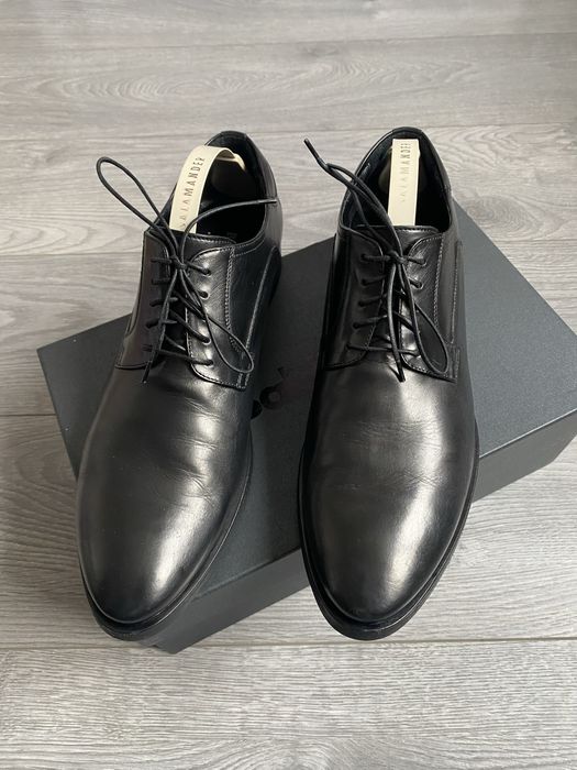 Baldinini чоловічі фірмові шкіряні туфлі Р.41 26.5 см