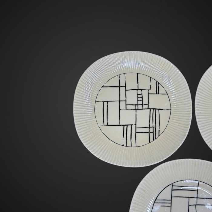 Talerze deserowe Chodzież Regina New Look Pikasiak malowane B5/111604