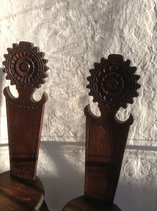 Cadeiras em madeira africanas