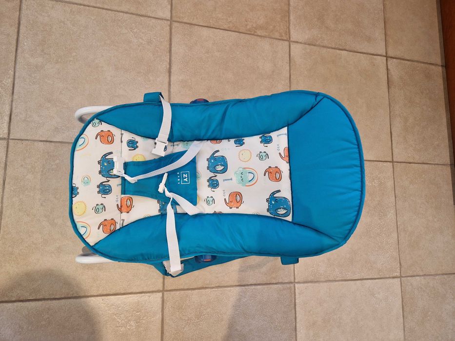 Cadeira relax/espreguiçadeira para bebé + Redutor de sanita + bacio