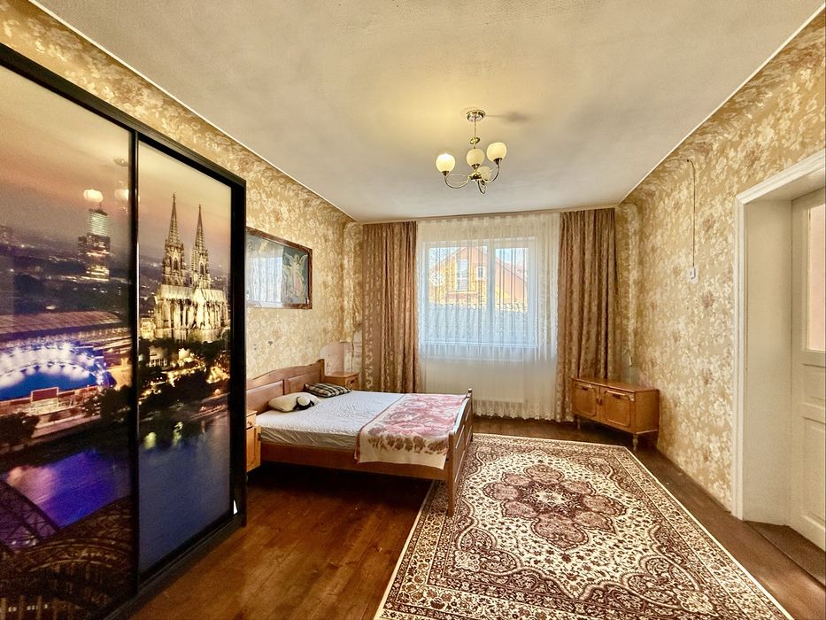 Продам житловий будинок з ділянкою в Драгомирчанах , 5хв до міста!