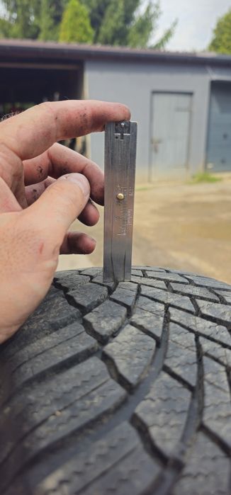 Opony zimowe Bridgestone Blizzak LM005 205 55 16