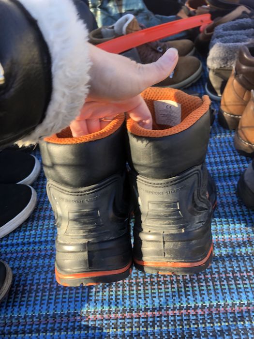 Робоче взуття з желізною вставкою