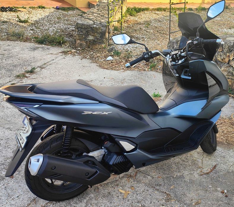 HONDA PCX 125 Bem Estimada
