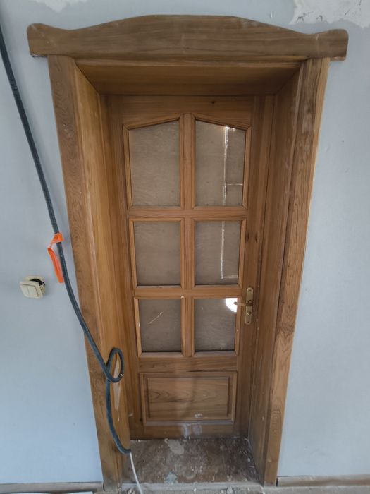 Drzwi wewnętrzne drewniane, lite drewno porządne