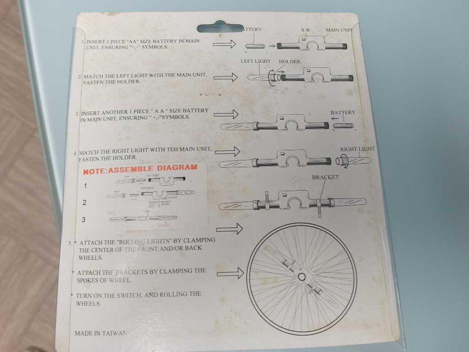 Luz para roda de bicicleta, nova