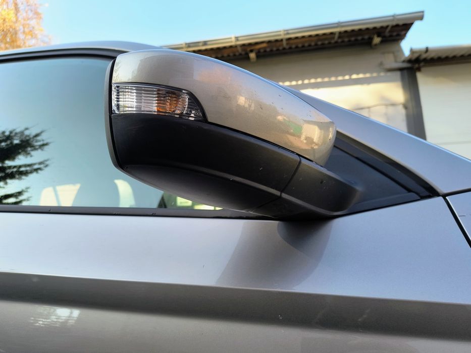 Skoda Fabia III 3 - Lusterko prawe elektryczne LF8H 4K4K Europa