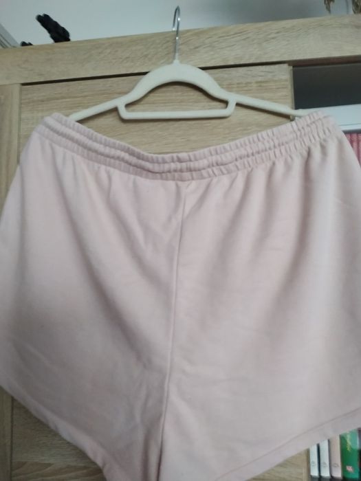 Krótkie spodenki damskie H&M 3xl