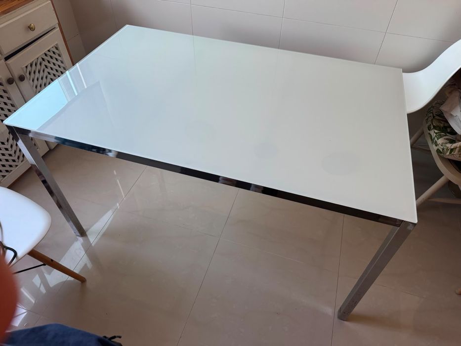 Mesa usada Ikea de cozinha /jantar