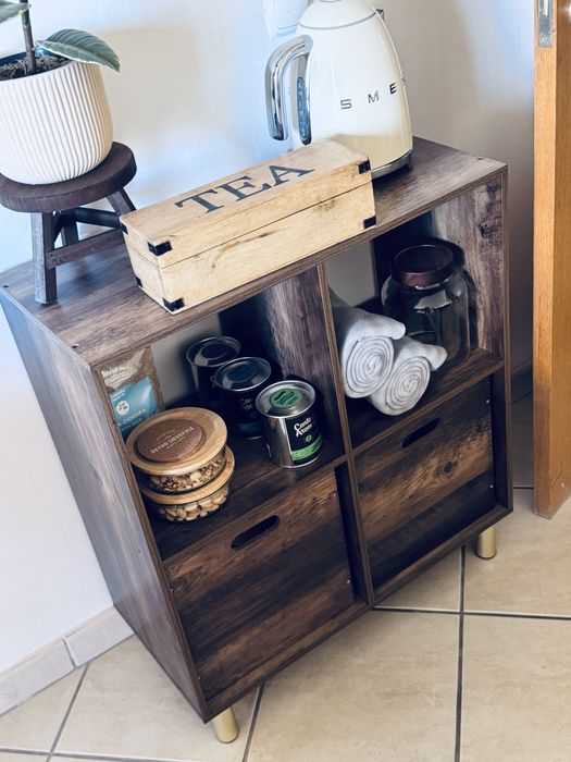 Estante com cestos de arrumacao