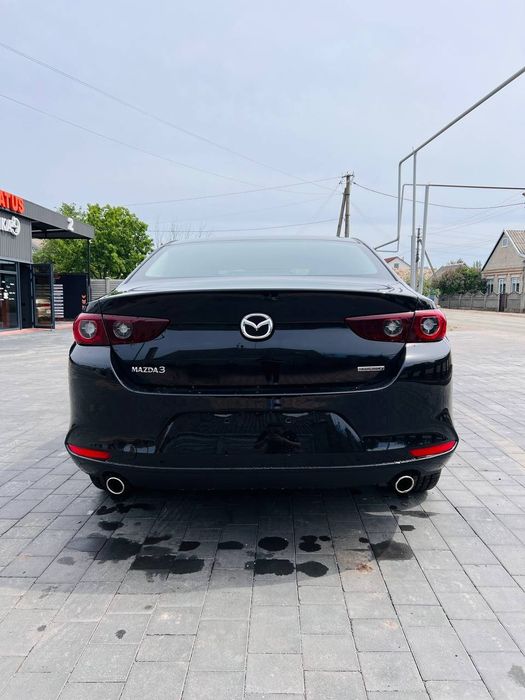 Автомобіль Mazda 3 bp 2024