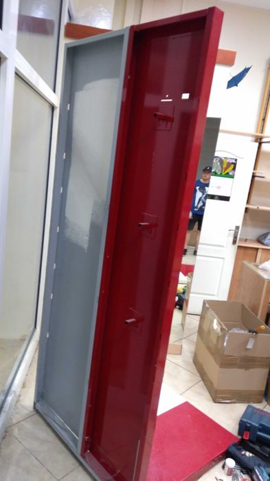 Regał stalowy metalowy 3szt. półki szklanne wysoki ścienny wolnostojąc