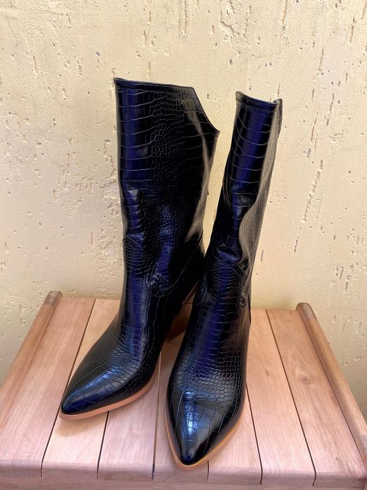 Сапоги, ботинки, ковбойки, казаки, черевики, 38р