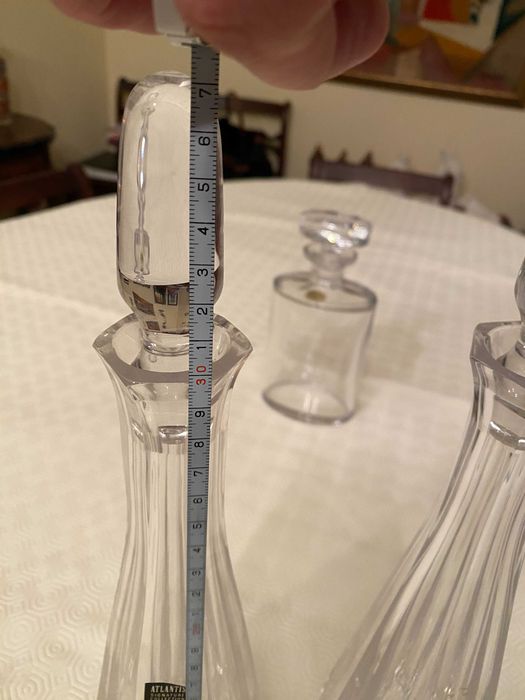 Garrafas de cristal Atlantis Signature Collection, por Gerald Gulotta