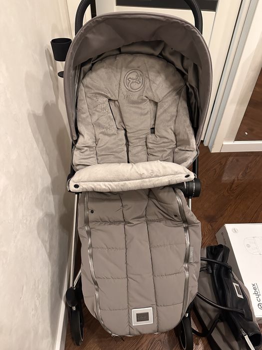 Cybex Mios 4.0 Mirage Grey / Chrome Black