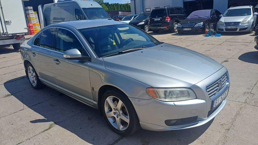 Volvo S80