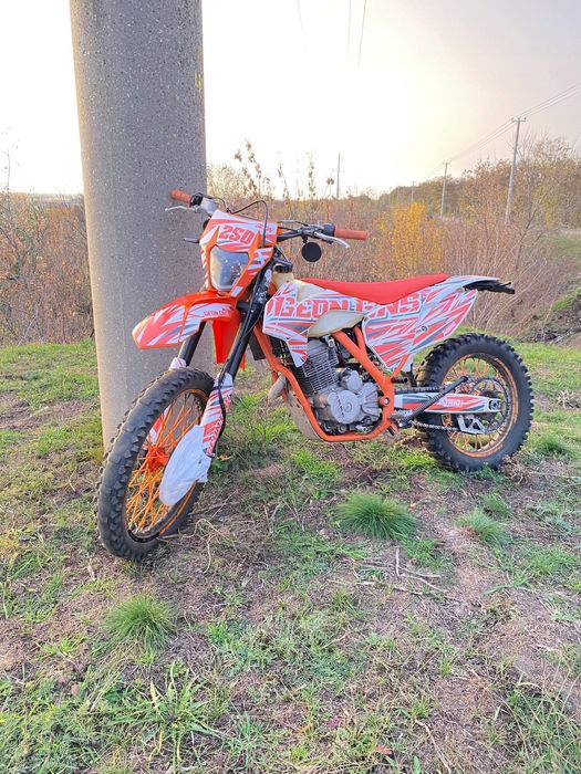 Geon Dakar Gns 250