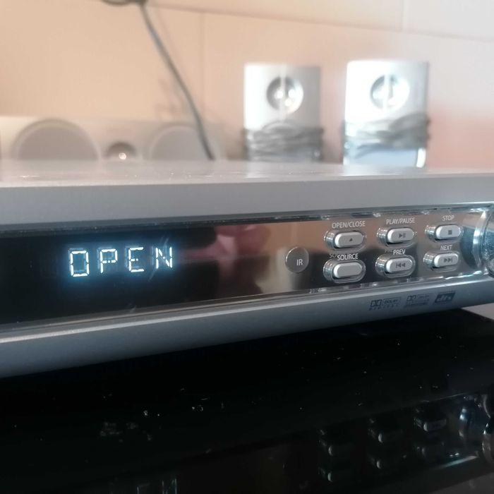 Home Cinema Philips LX3600D