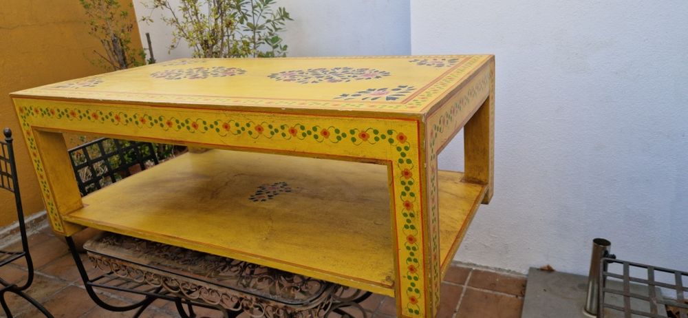 Mesa de frente de sofá Indiana