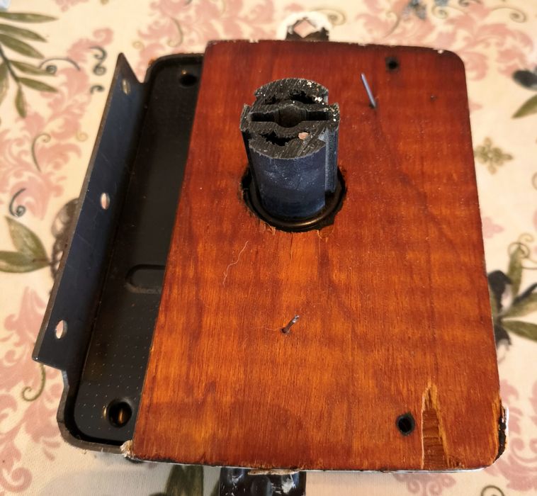 Fechadura usada para venda