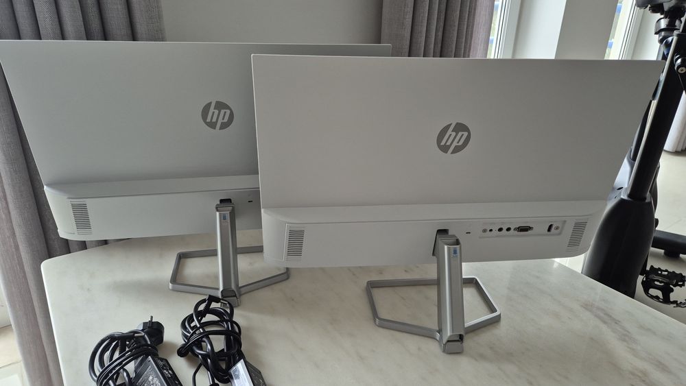 Conjunto de 2 ecrãs/monitores 24 polegadas HP M24fwa - como novos !